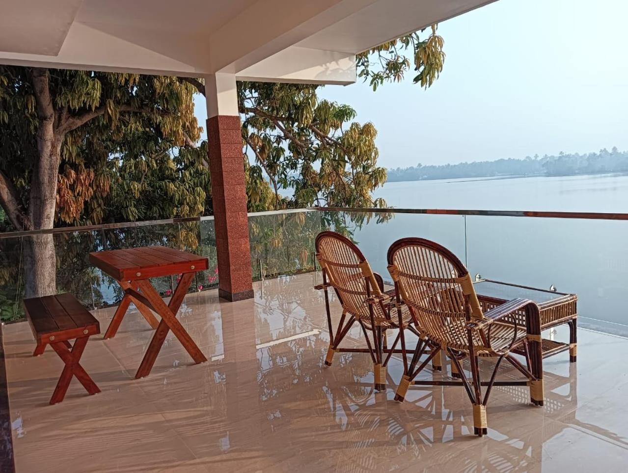 Sagar Beach Villas Home Stay 체라이 비치 외부 사진