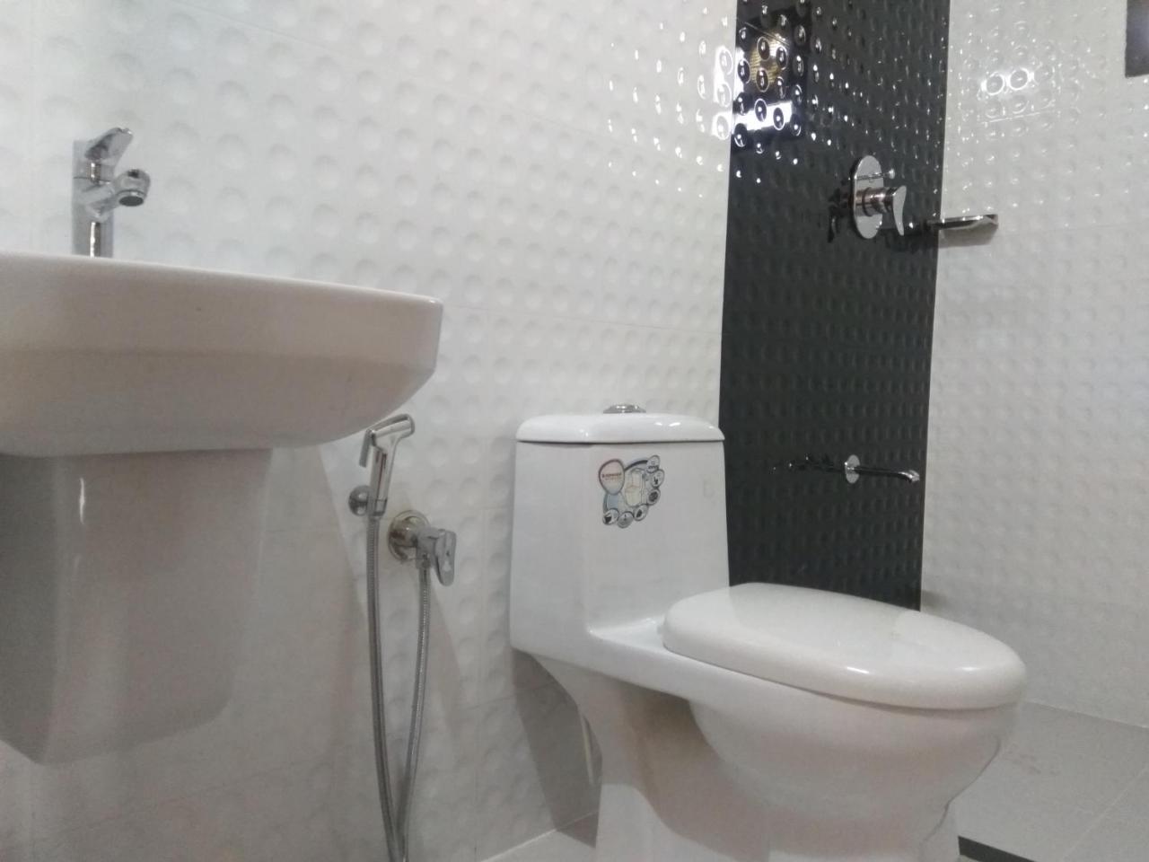 Sagar Beach Villas Home Stay 체라이 비치 외부 사진